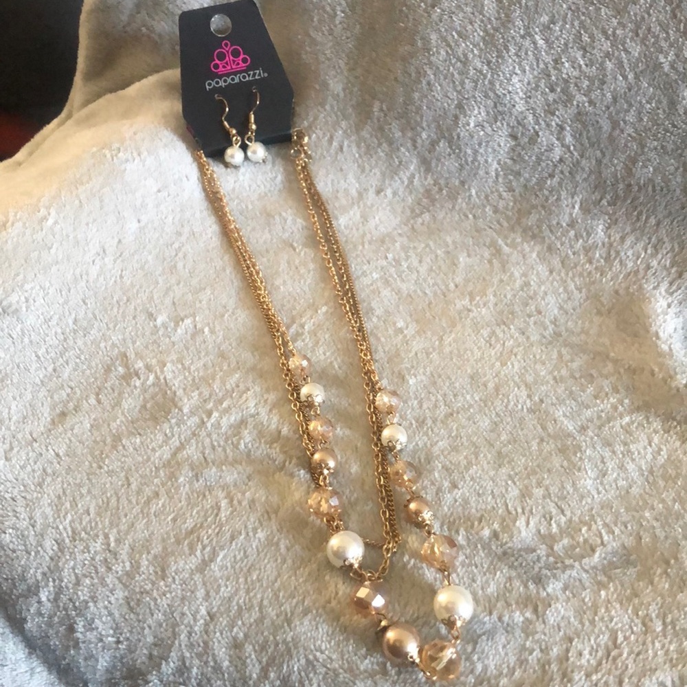 Ladies Necklace